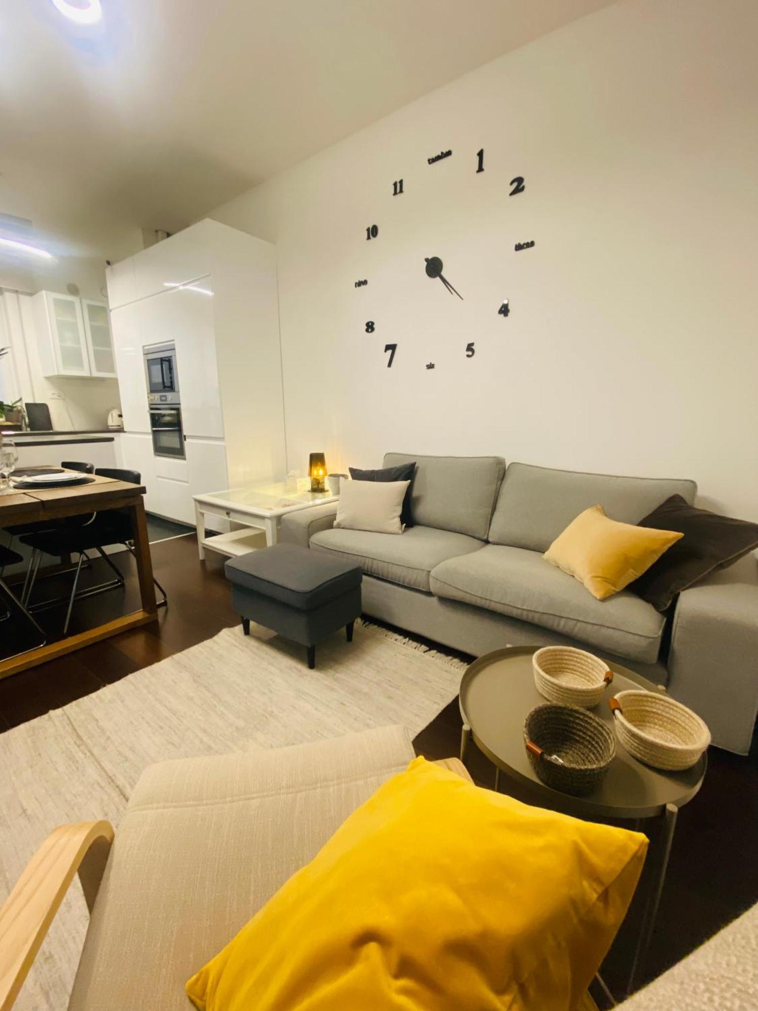 Central Apartment And Parking Verona Exteriör bild