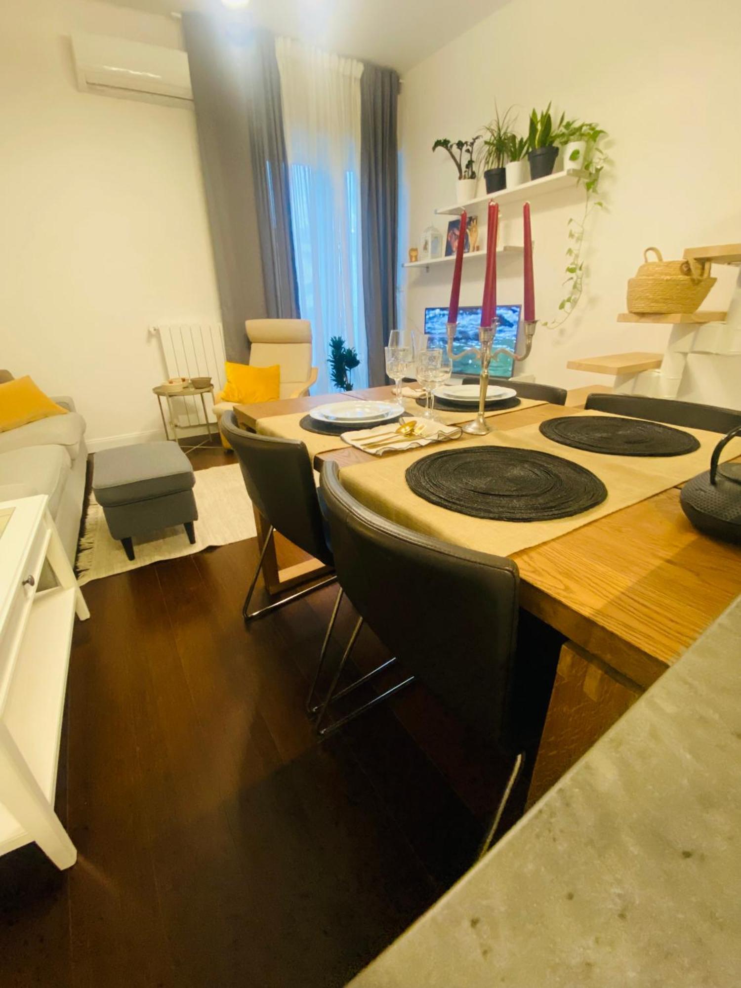 Central Apartment And Parking Verona Exteriör bild